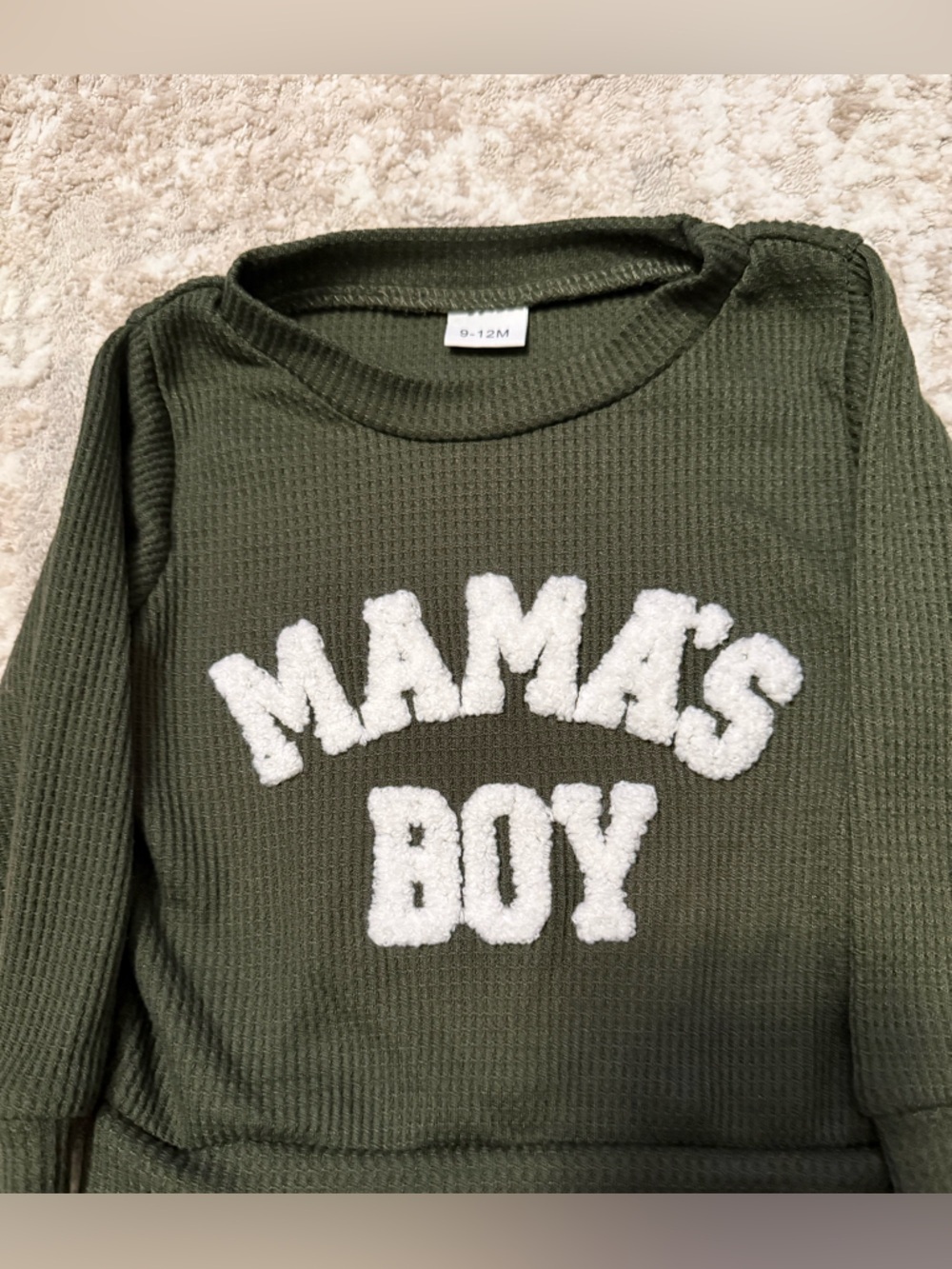 Kids Olive 'Mama's Boy' Matching Set - Cozy Thermal Top & Joggers size 9/12M - Picture 2 of 3